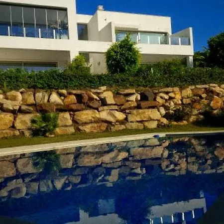 Biarritz Bed & Breakfast *